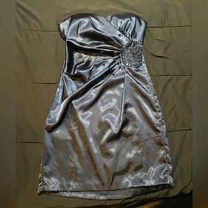 Strapless dress size 5